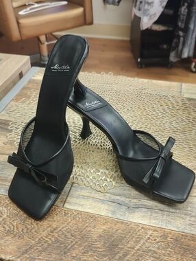 Real Leather,Black Bow-Accent Slingback Heels